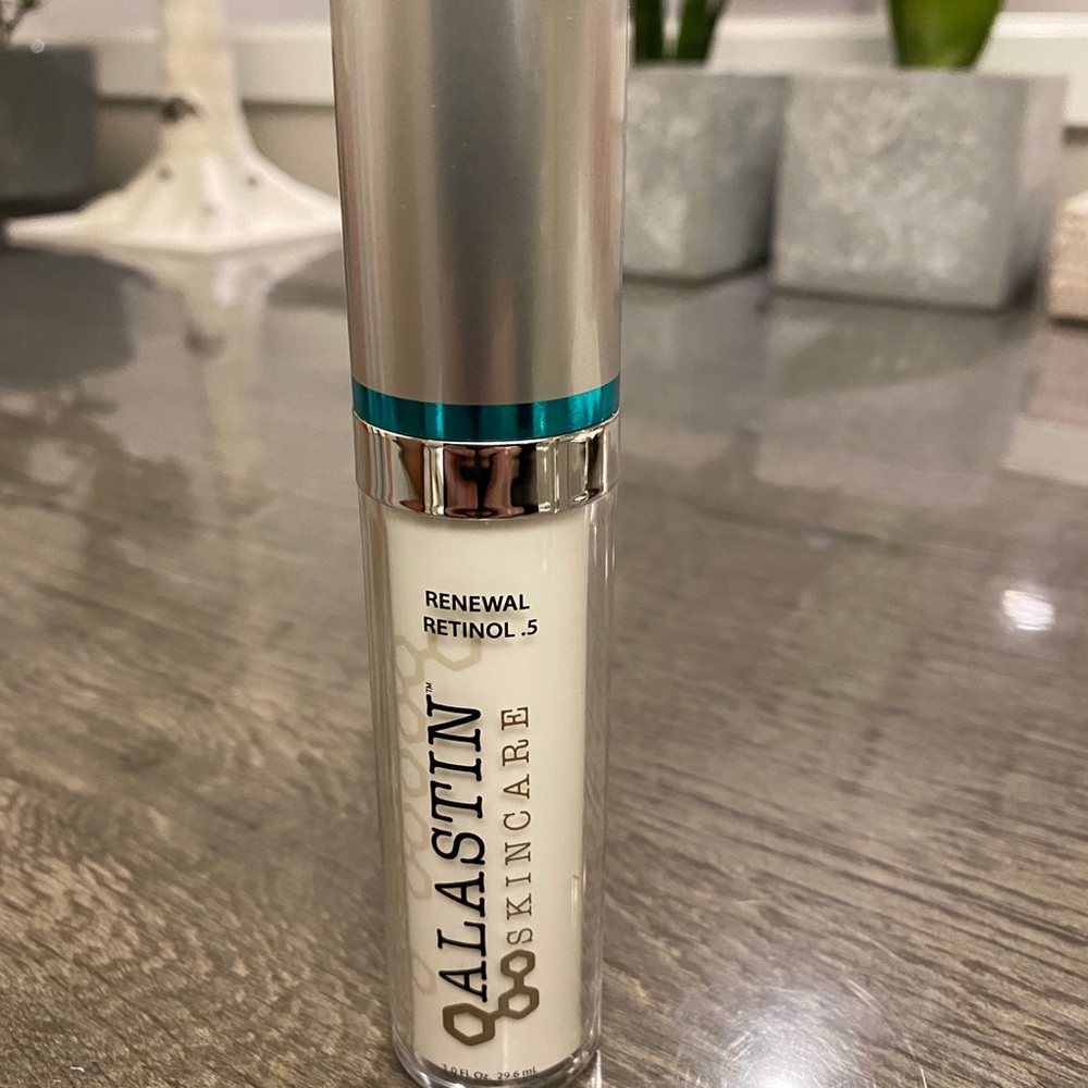 Alastin Skincare Renewal Retinol .5
